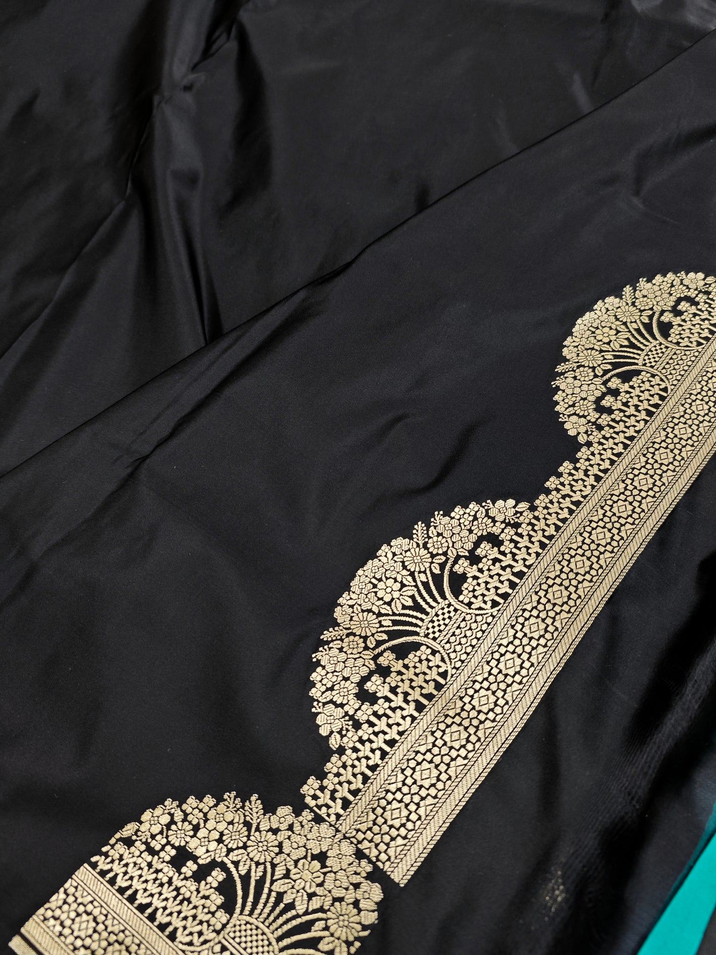 Black Open Tree Border Mashru Katan MS-4