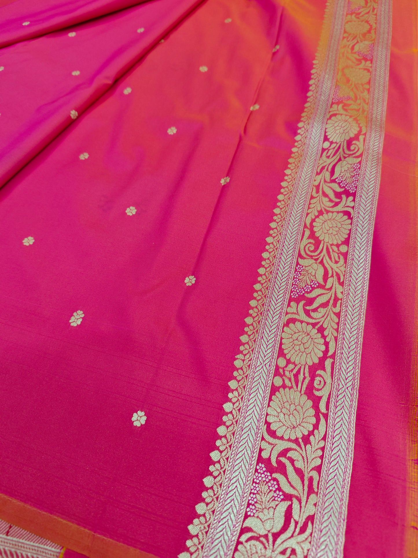 Dual Shade Meenakari Boota Semi Katan SK-9