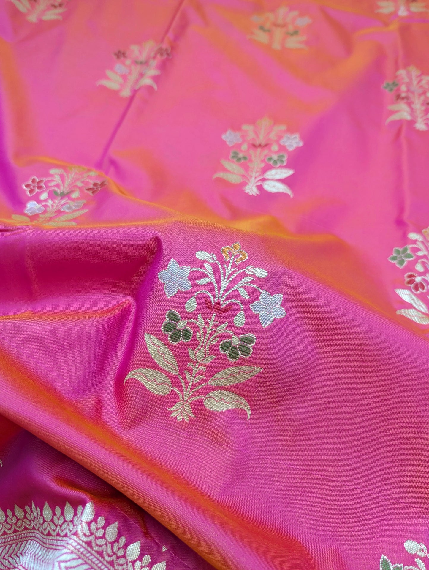 Dual Shade Meenakari Boota Semi Katan SK-9