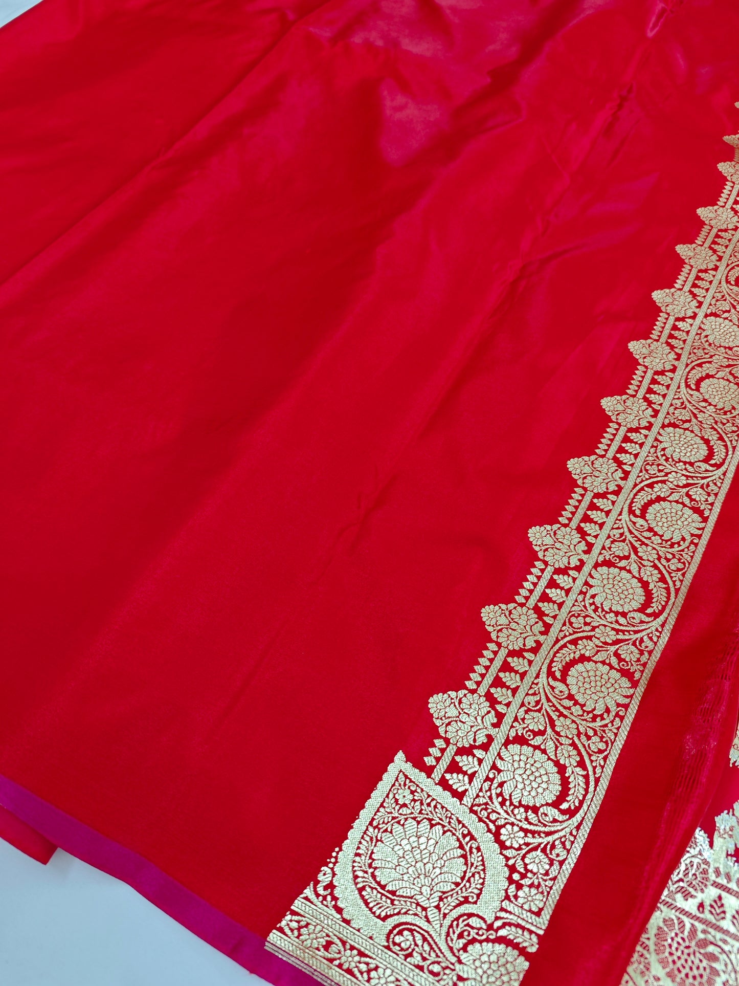 red blouse for satin saree