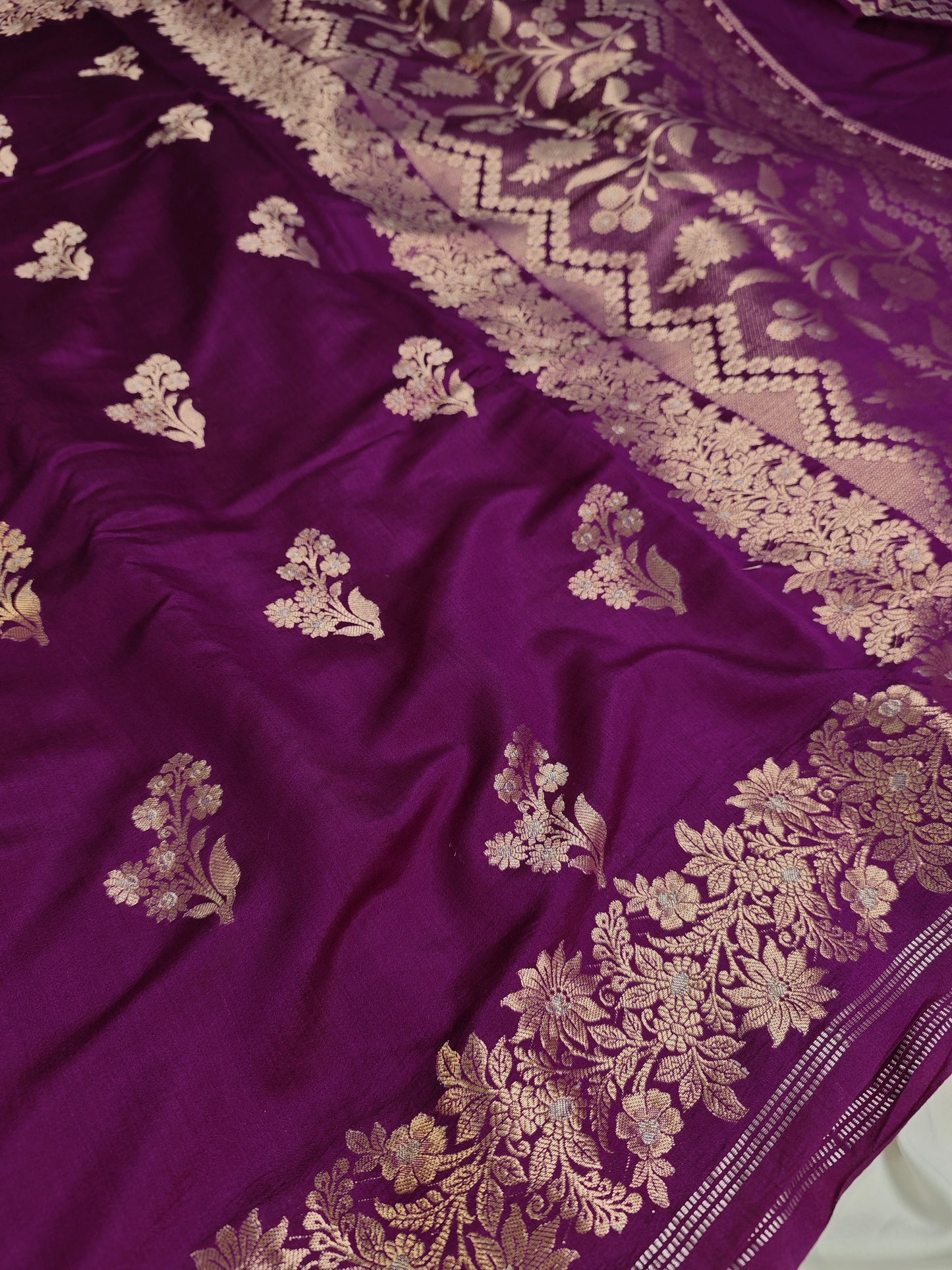 Meganta Pure chiniya silk saree CH-3