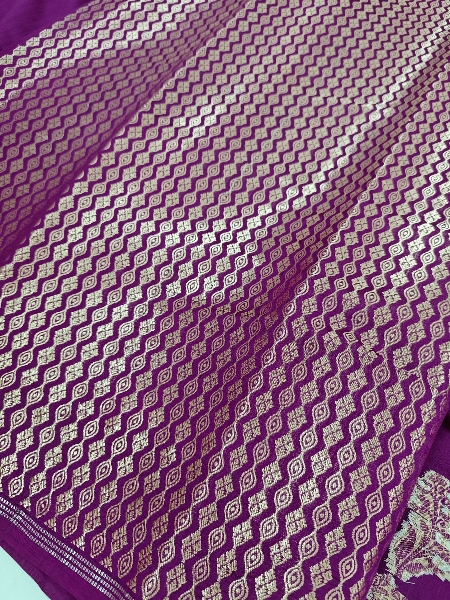 Meganta Pure chiniya silk saree CH-3